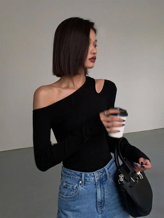 Noir Edge Knit Top